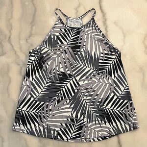 Old Navy Active Go Dry Monochrome Leaf Print Tank Top
